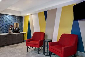 Motel 6 Buttonwillow, CA Central