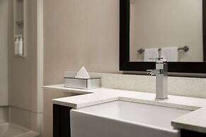 Days Inn & Suites by Wyndham Lancaster Amish Country