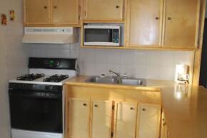 Coral Harbour Beach House And Villas