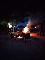 Coral Harbour Beach House And Villas