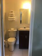 Coral Harbour Beach House And Villas