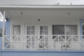 Coral Harbour Beach House And Villas