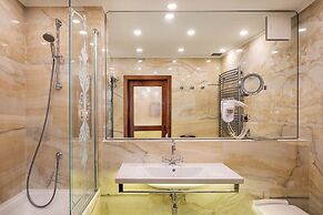 Iron Gate Hotel & Suites Prague by BHG