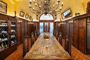 Iron Gate Hotel & Suites Prague by BHG