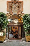 Iron Gate Hotel & Suites Prague by BHG