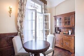 Iron Gate Hotel & Suites Prague by BHG