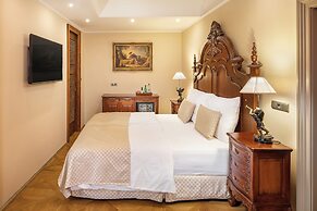 Iron Gate Hotel & Suites Prague by BHG