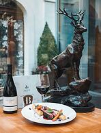 Iron Gate Hotel & Suites Prague by BHG
