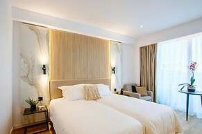 Cavo Maris Beach Hotel