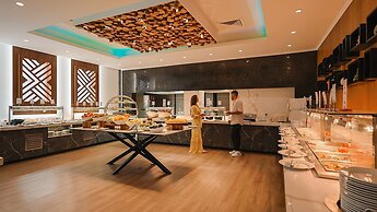 Cavo Maris Beach Hotel