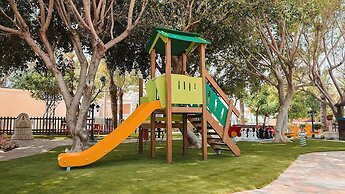 Cavo Maris Beach Hotel