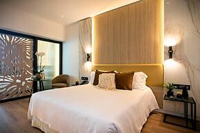 Cavo Maris Beach Hotel