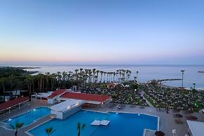 Cavo Maris Beach Hotel