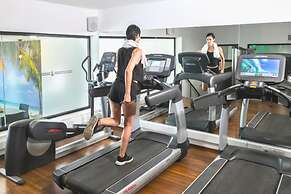 Cavo Maris Beach Hotel