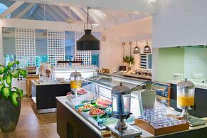 Malolo Island Resort