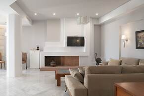 Macaris Suites and SPA