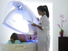 Macaris Suites and SPA