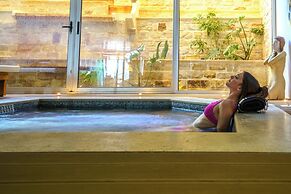 Macaris Suites and SPA