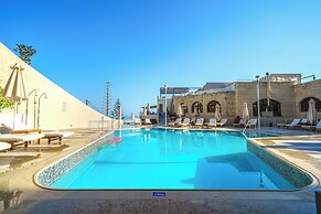 Macaris Suites and SPA