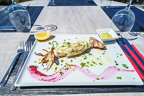 Macaris Suites and SPA