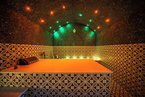 Macaris Suites and SPA