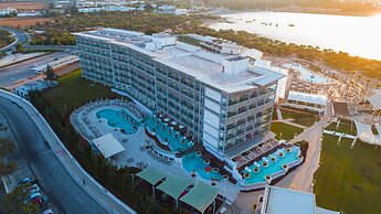 Asterias Beach Hotel
