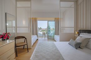 The Golden Coast Beach Hotel