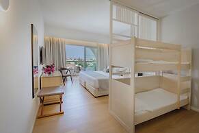 The Golden Coast Beach Hotel