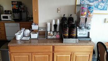 Super 8 by Wyndham Laramie