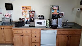 Super 8 by Wyndham Laramie