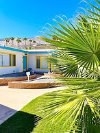 A Place In The Sun - Adults Only