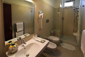 Hotel Alpha