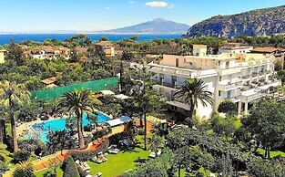 Hotel Alpha