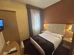 Vittoria Hotel