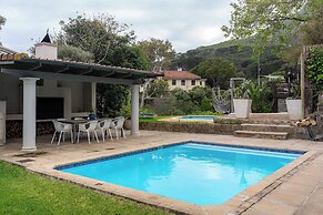 Camps Bay Retreat