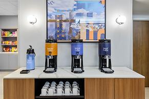 Homewood Suites by Hilton® Orlando-UCF Area
