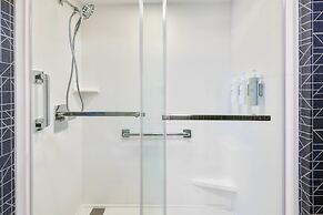 Homewood Suites by Hilton® Orlando-UCF Area