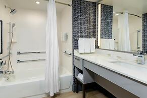 Homewood Suites by Hilton® Orlando-UCF Area