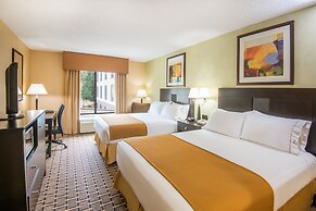 Holiday Inn Express & Suites Sharon-Hermitage by IHG