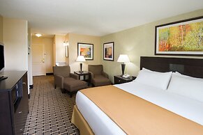 Holiday Inn Express & Suites Sharon-Hermitage by IHG