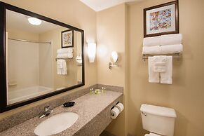 Holiday Inn Express & Suites Sharon-Hermitage by IHG