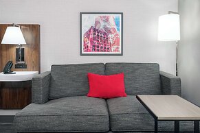 Hampton Inn & Suites Cleveland-Beachwood
