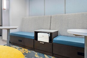 Hampton Inn & Suites Cleveland-Beachwood