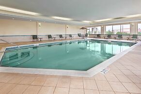 Hampton Inn & Suites Cleveland-Beachwood
