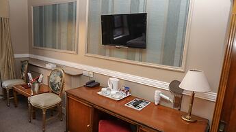 Ashbourne Court Hotel