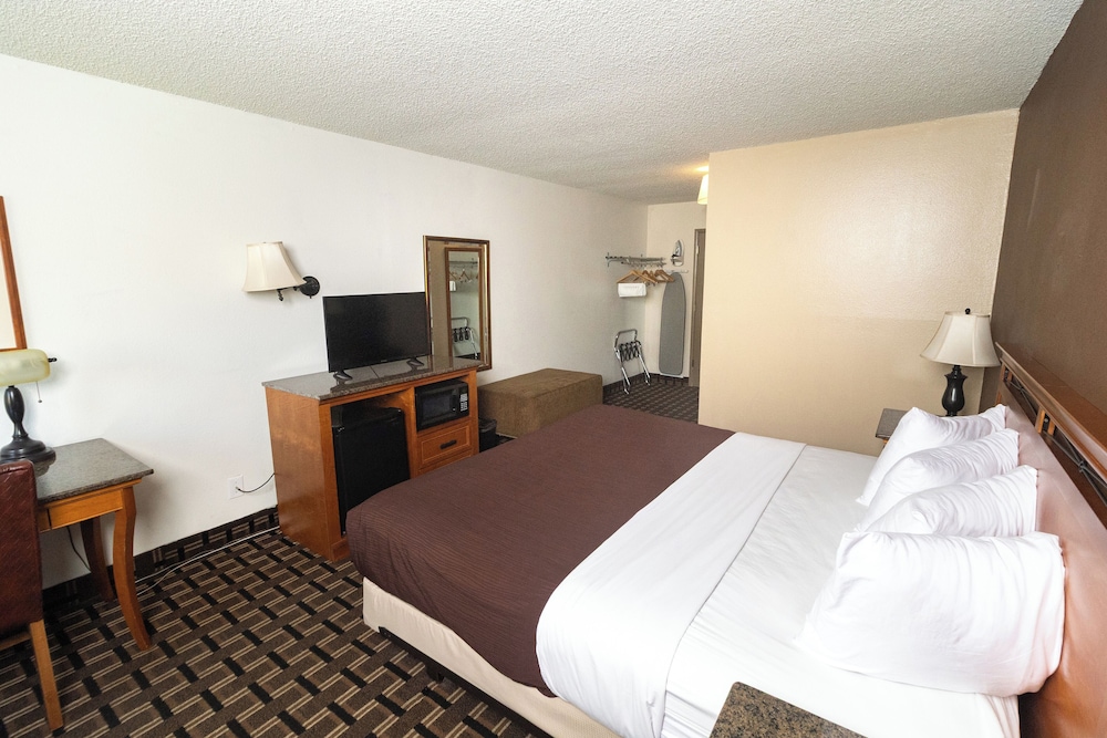 FairBridge Inn & Suites Lewiston