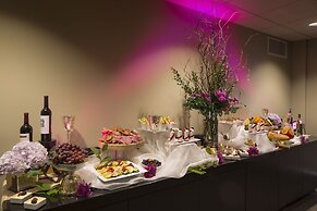 Chauncey Hotel & Conference Center