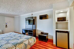 Motel 6 Fort Worth, TX - White Settlement