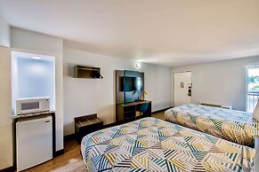 Motel 6 Fort Worth, TX - White Settlement