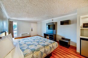 Motel 6 Fort Worth, TX - White Settlement